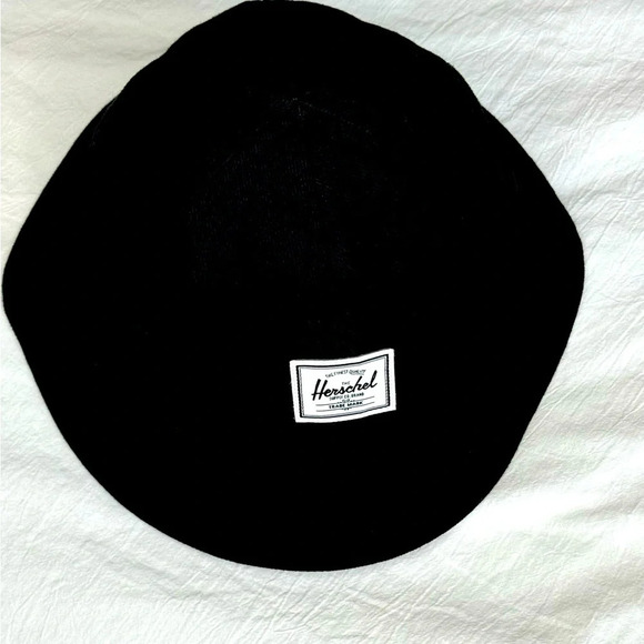 Hershel black trendy bucket hat Henderson Bucket black worn 2x like new sun  hat - Picture 1 of 13